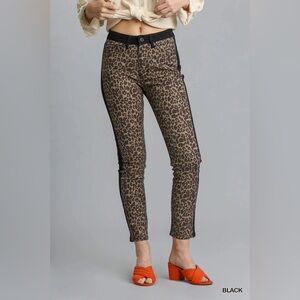 UMGEE Leopard Print Skinny Pants